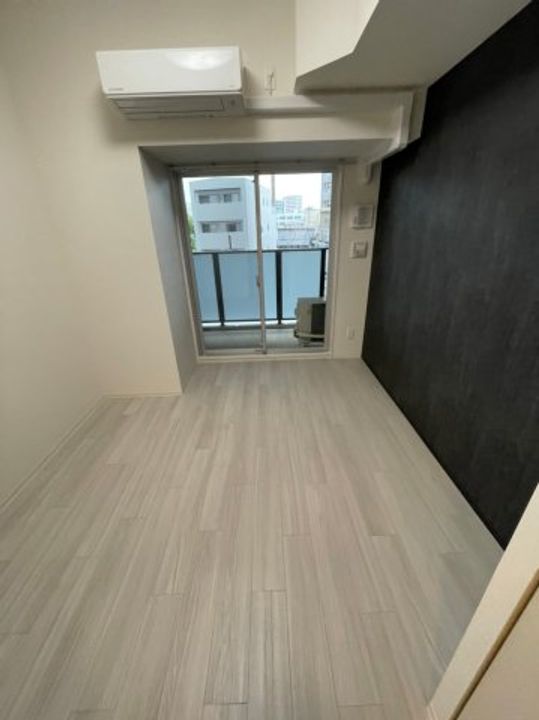 ディアレイシャス浅間町ステーションフロントの居間