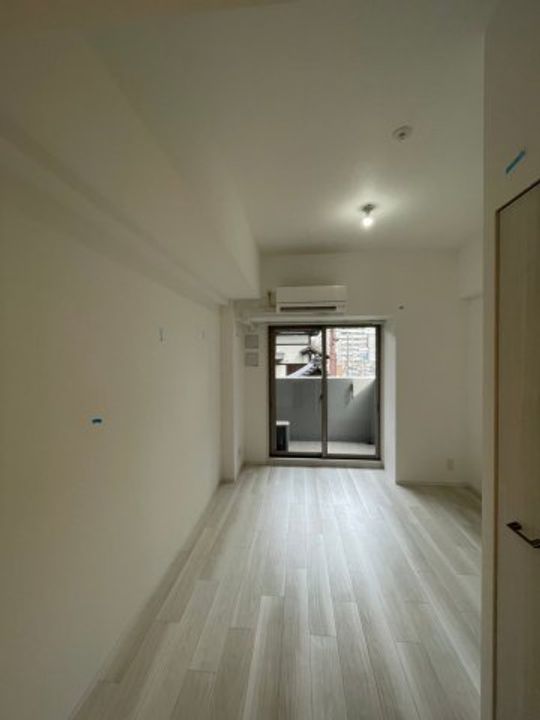 エスリード栄エステージの居間