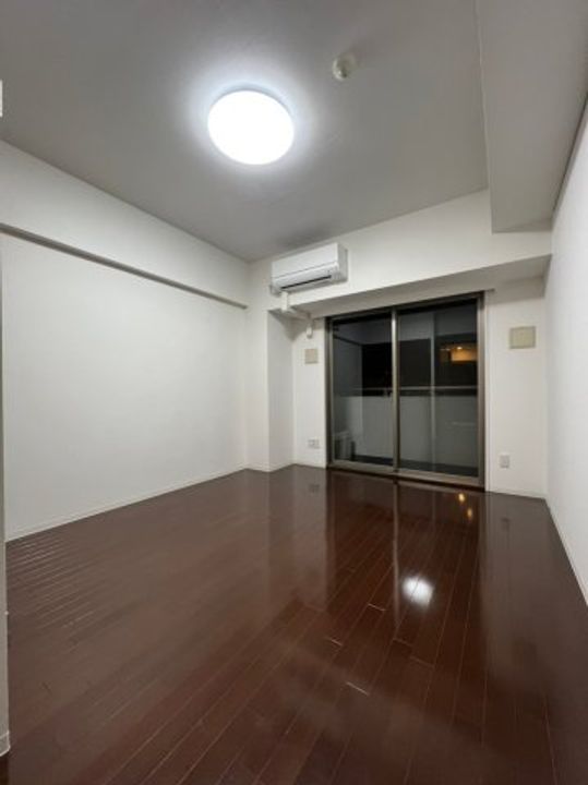 レジディア鶴舞の居間