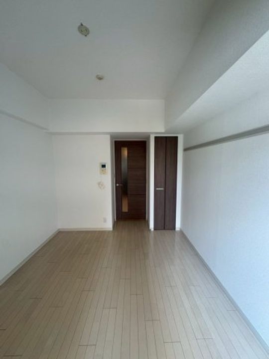 プレサンスSAKAE白川公園の居間