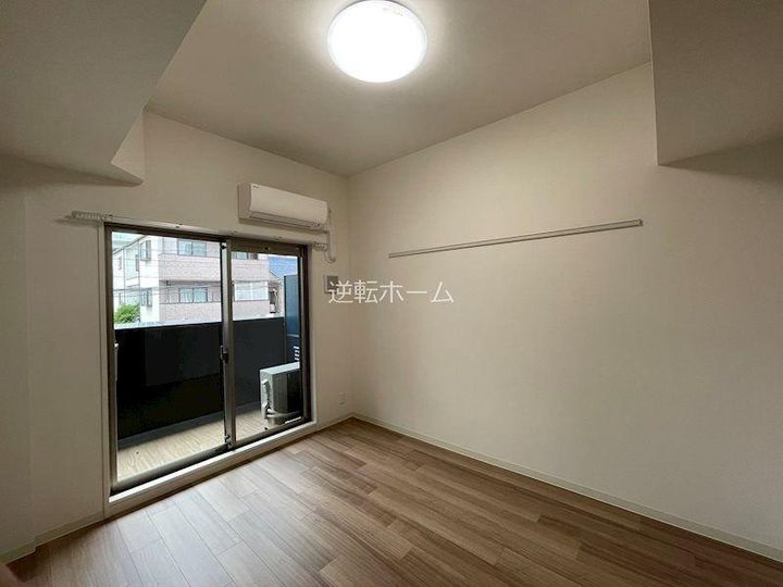 アステリ鶴舞トゥリアの居間