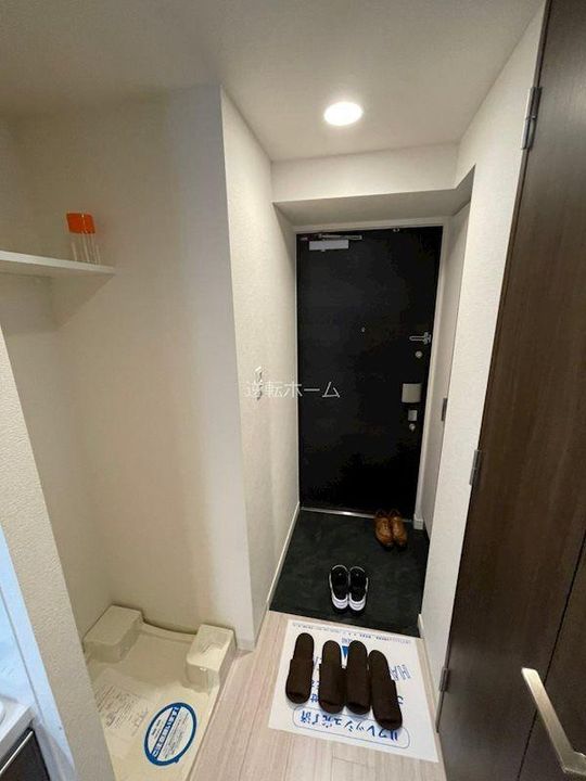 プレサンス久屋大通公園セラフィの玄関