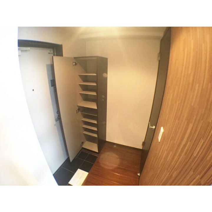 サクセスパートナー101の玄関