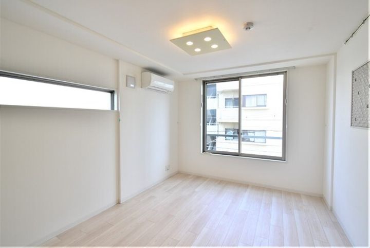 GRANZ OZONEの居間