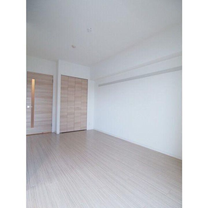 プロシード大須の居間