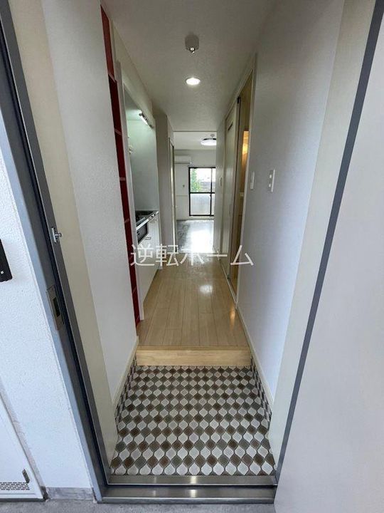 ピーステン名駅南の玄関