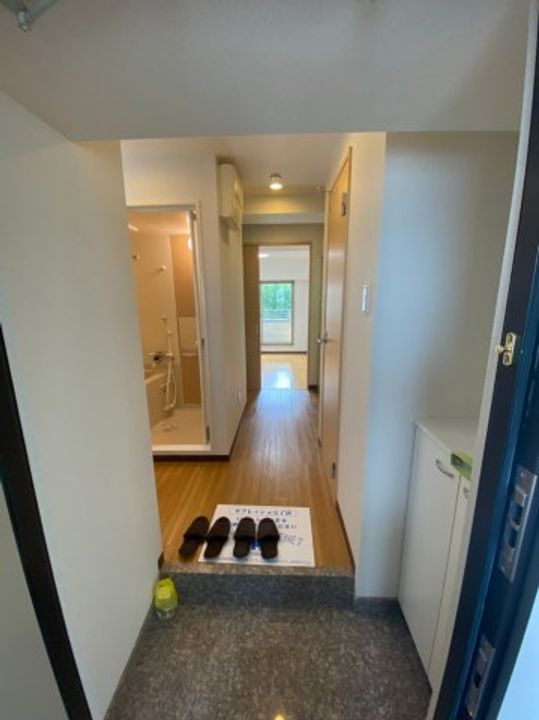 サン・名駅南ビルの玄関