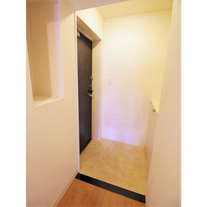 プロシード千代田の玄関