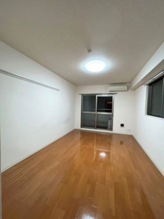 プロシード千代田の居間