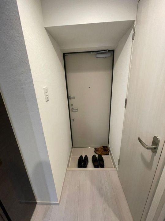 ディアレイシャス泉の玄関