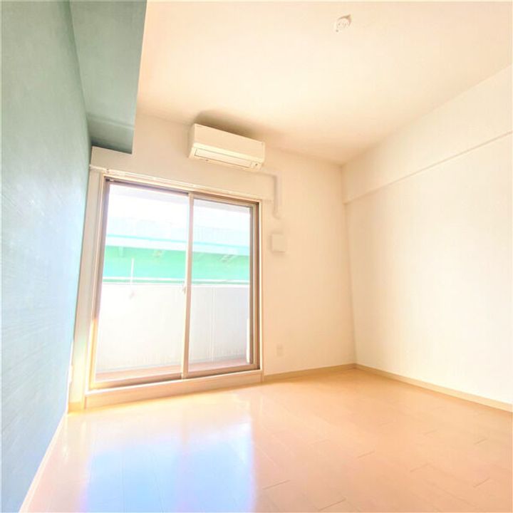 プレミアム浅間町の居間