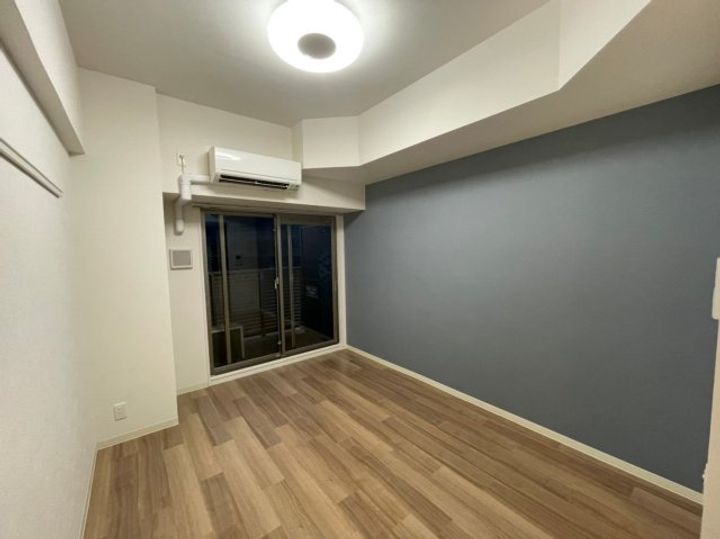 プレサンス新栄リベラの居間