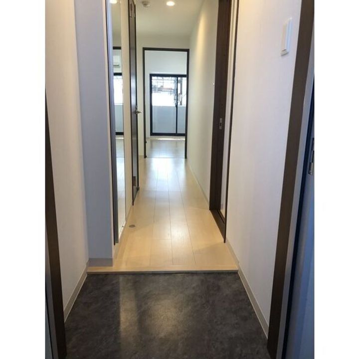 リラ出来町202の内装