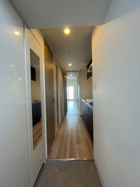 パルティール名西の玄関