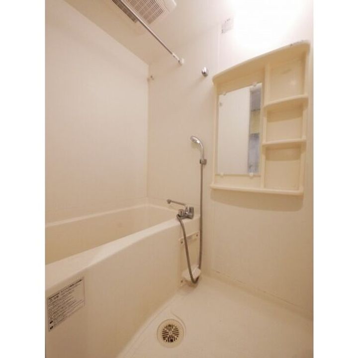 プレサンス大須観音駅前サクシードの風呂