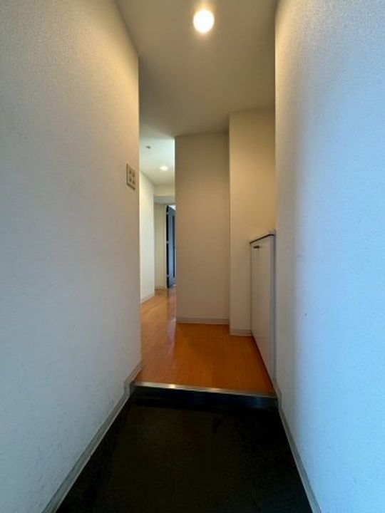 レジデンス名古屋千代田の玄関