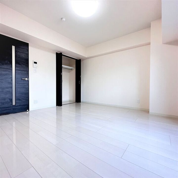 axis meiseiの内装