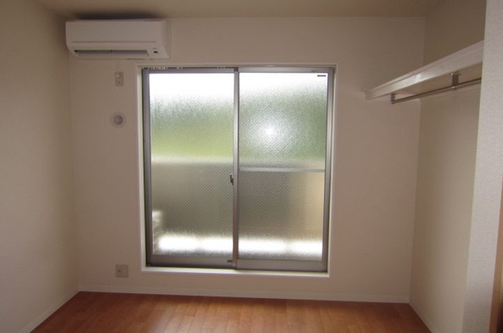 テラコッタの寝室