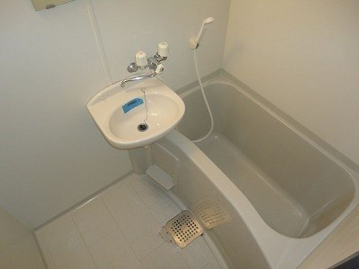 エトワール河地の内装