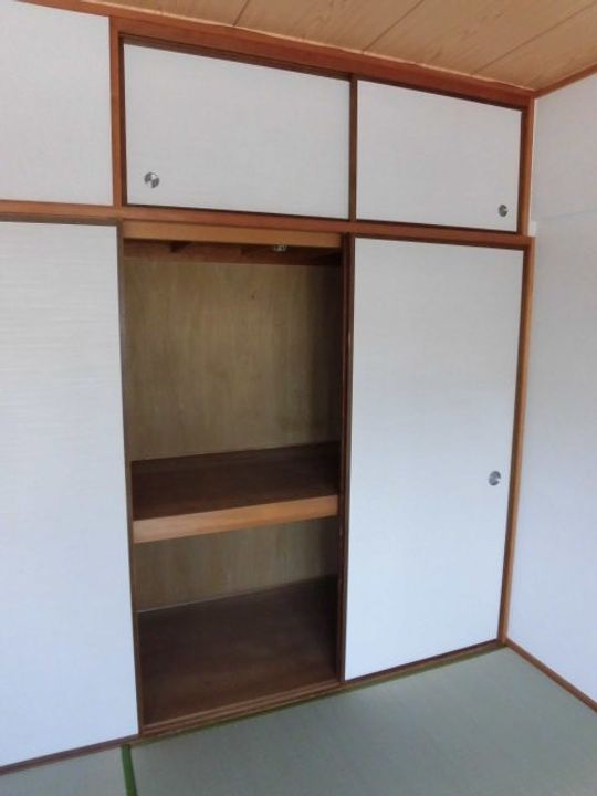 コーポ・カワチの内装