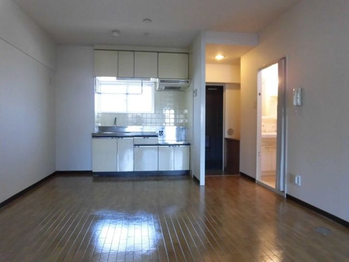 コーポ・カワチの居間