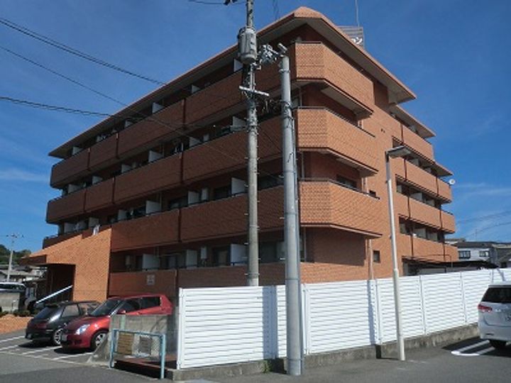 迫マンションの外観