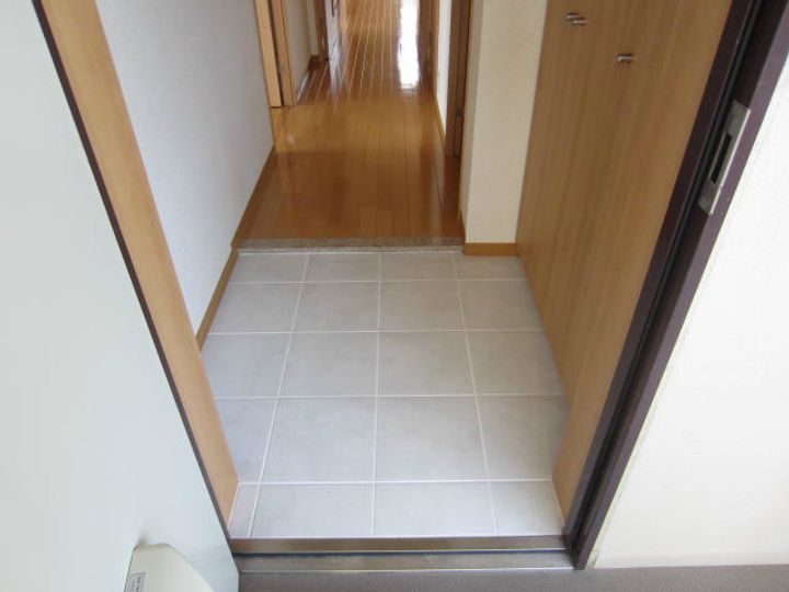 プロスペリティNakamuraの玄関