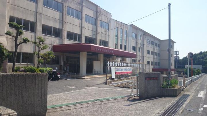 セジュール行友IIの周辺