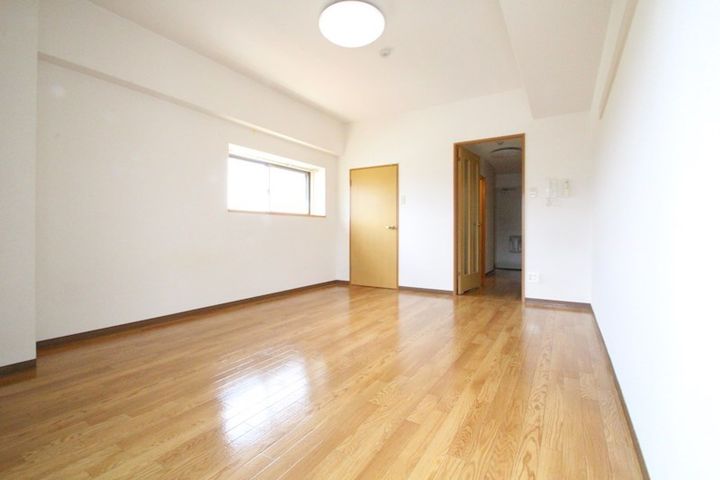 第23やたがいビルの寝室