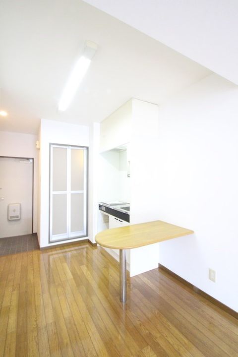 MGビルのキッチン