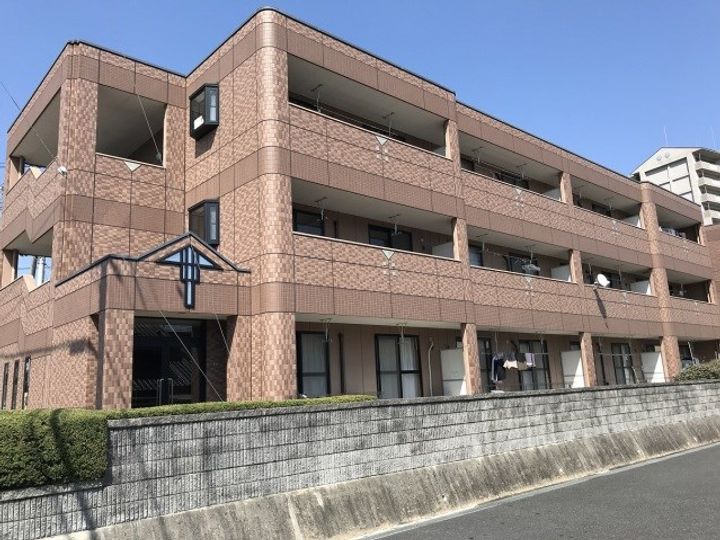 ラ・ヴィータ高取北II104の外観