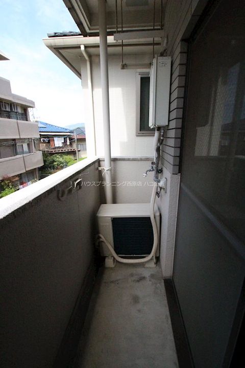 アスカビルの内装