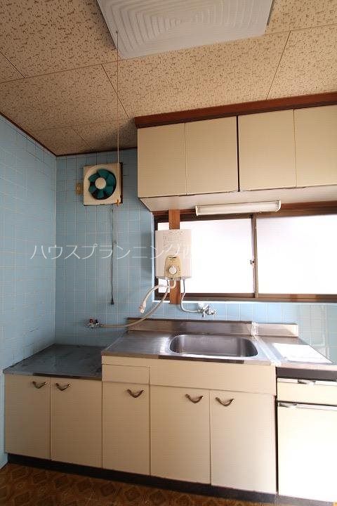 広島県広島市安佐南区中筋2丁目(一戸建)の賃貸物件のキッチン