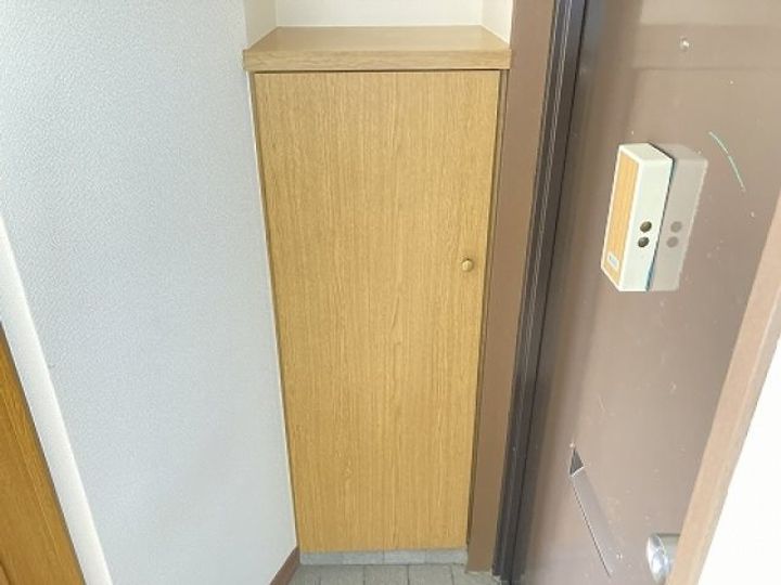 コーポ中通の玄関
