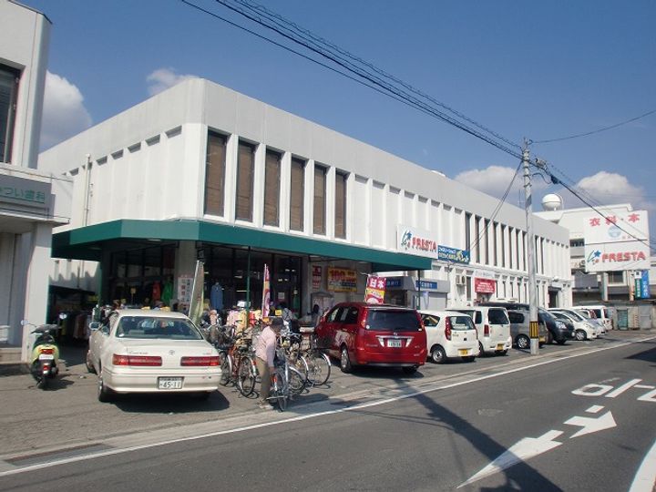 コーポ中通の周辺