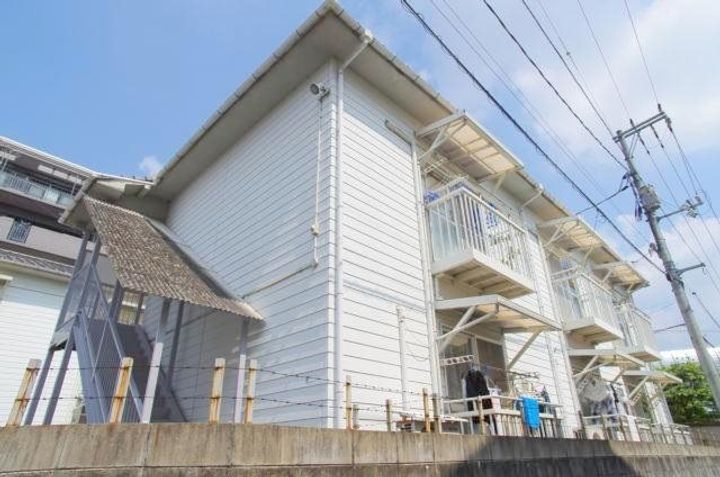 フローレンス2番館の外観