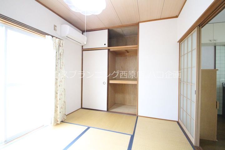 フローレンス2番館の居間