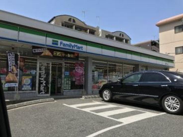 コンフォール下原の周辺