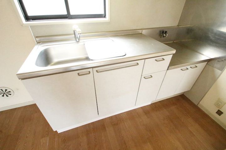 ビューハイム原田 A棟のキッチン