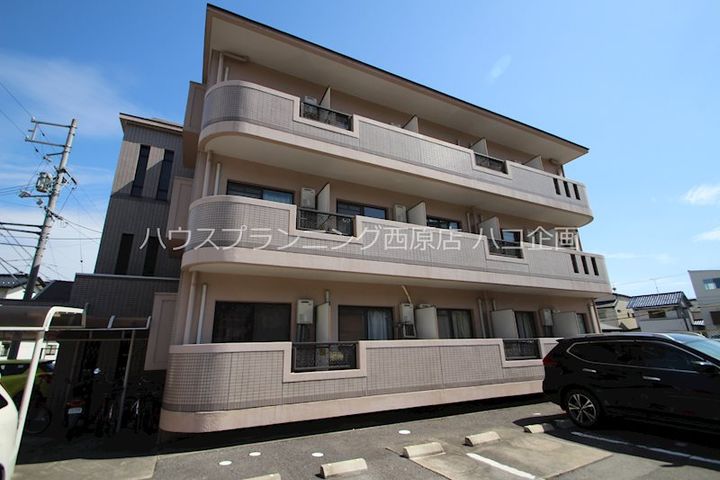 レジデンス西木の外観