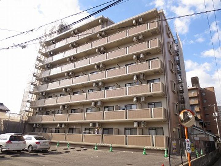 アトラクティブハイムの外観