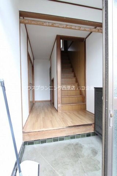 広島県広島市安佐南区相田7丁目(一戸建)の賃貸物件の玄関