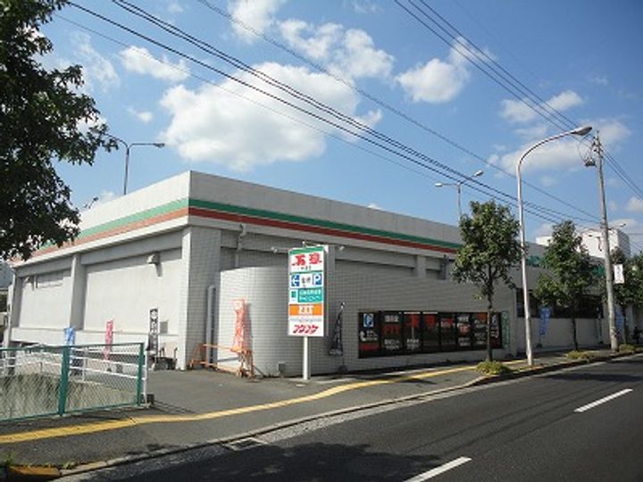 リアルエステートイン中須の周辺