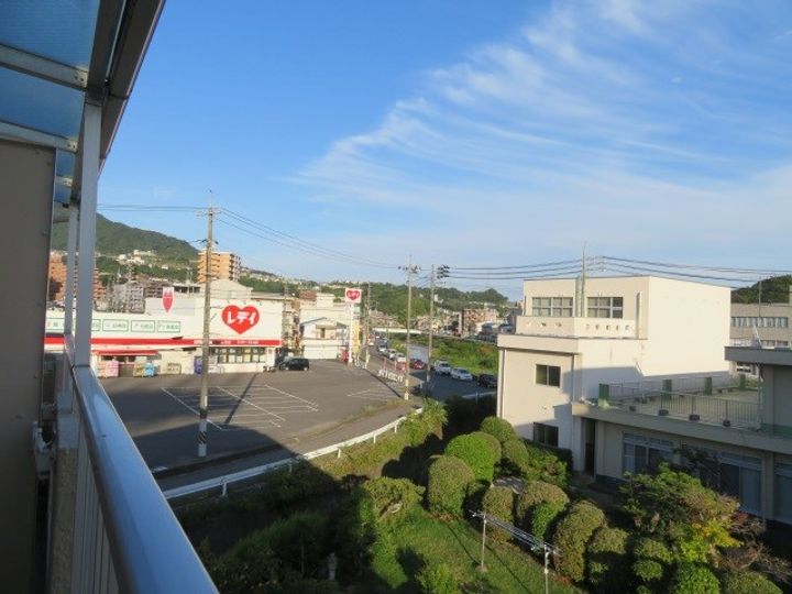 メゾン川中202の内装