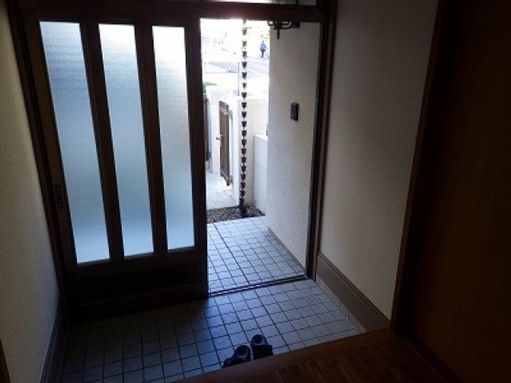 広島県広島市西区古江東町(一戸建)の賃貸物件の玄関