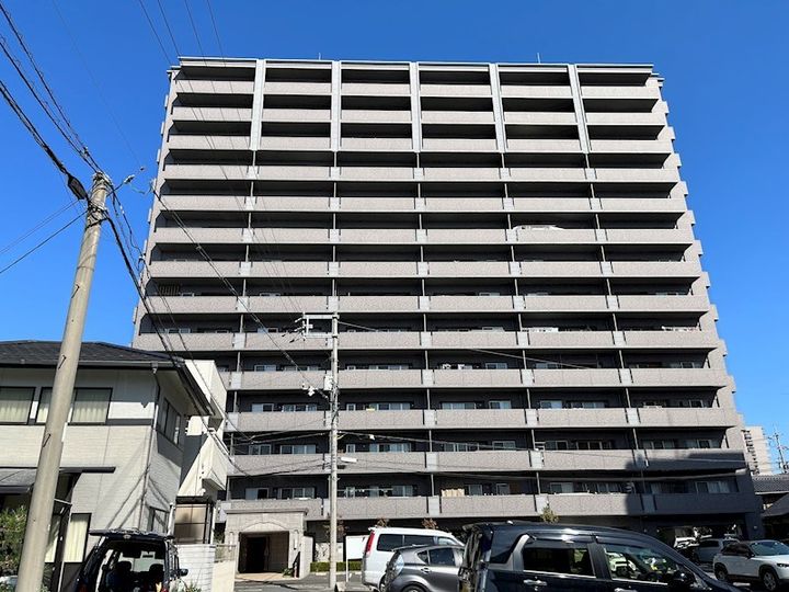 広島県広島市安佐南区緑井6丁目の賃貸マンションの外観