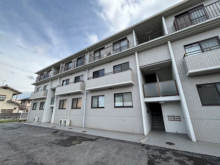 メゾン大町の外観