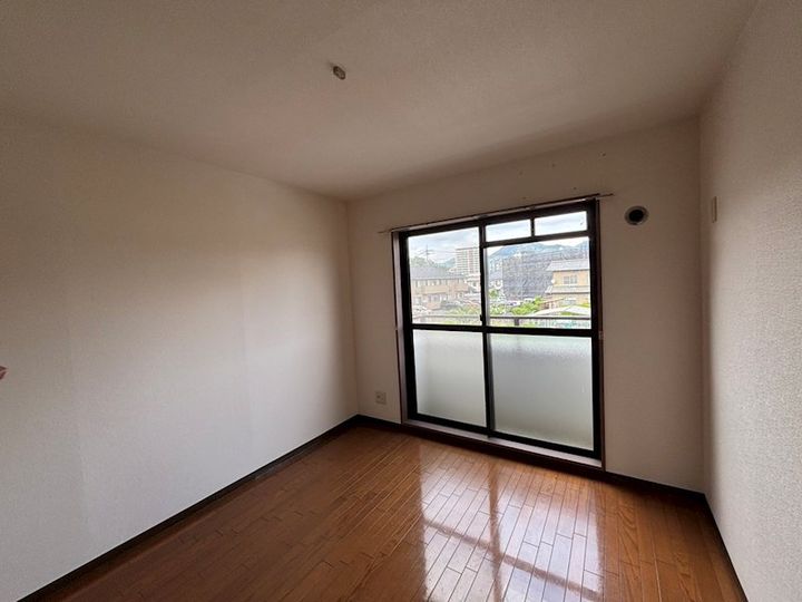 メゾン大町の寝室