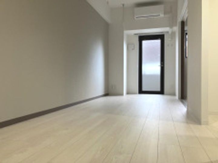 FMTレジデンス博多702の居間