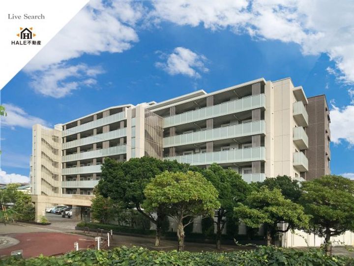 アプリークス百道浜の外観